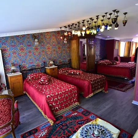 Kybele Hotell 3*