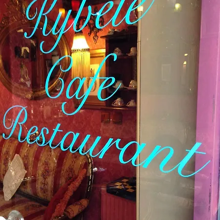 Kybele Otel 3*