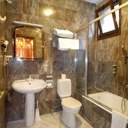 キベル ホテル 3*